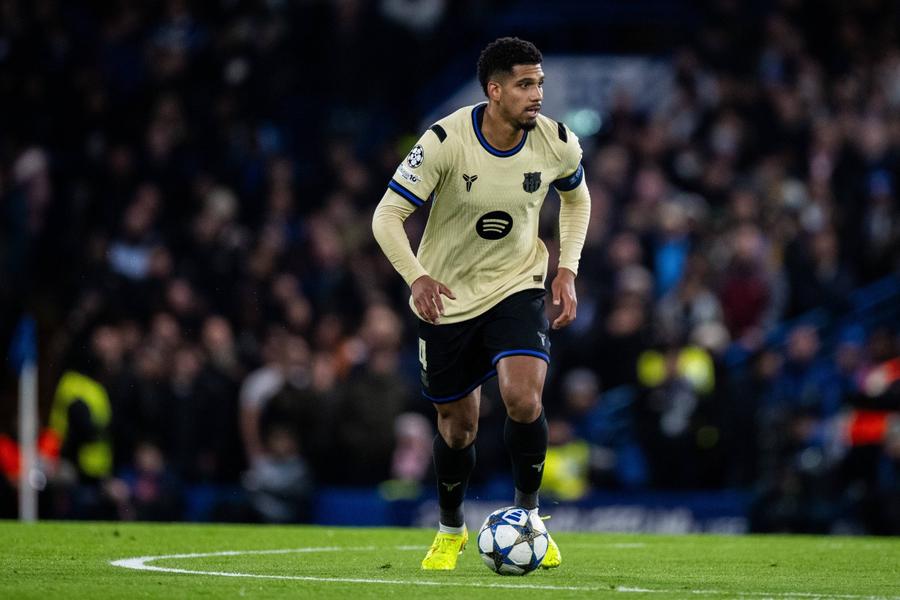 Ronald Araujo / foto: Imago Images De nicăieri! Liverpool a transferat de la Barcelona