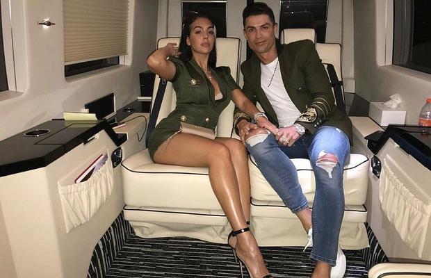 WOW! Cristiano Ronaldo a câștigat în 2019 mai mulți bani din Instagram decât din fotbal! Cum stau Leo Messi, Neymar și David Beckham
