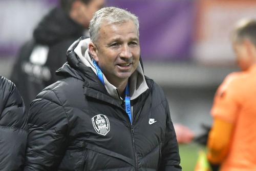 CFR Cluj l-a ofertat pe Alexandru Ișfan (21 de ani) de la FC Argeș. Extrema și-a dorit să plece în Gruia, apoi a fost întors din drum de primarul Piteștiului Cristian Gentea.