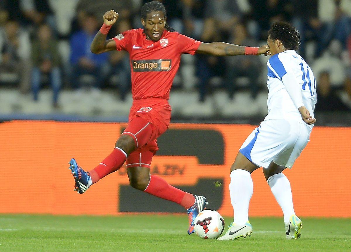 „Tikito” din șoseaua Ștefan cel Mare » Imagini cu Steven Thicot, francezul trecut pe la Dinamo