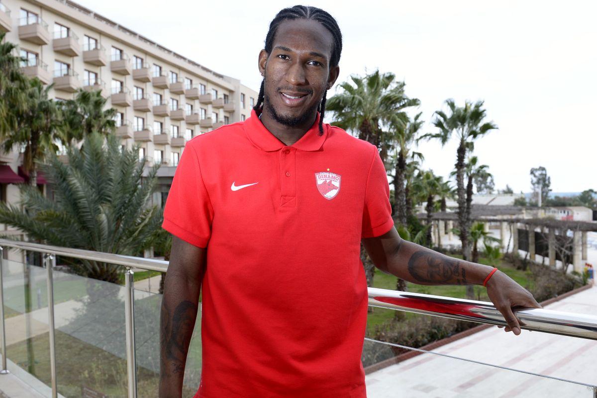 Francezul trecut pe la Dinamo a rămas îndrăgostit pe viață de București: „Îmi amintește mult de Paris, iar mâncarea era uimitoare!” » Interviu după 10 ani cu jucătorul dat dispărut de club