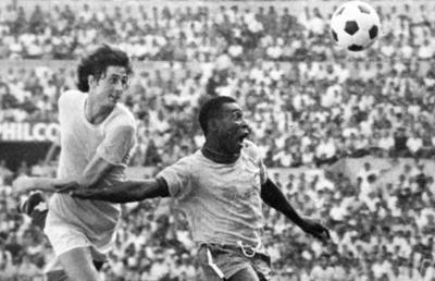 Dezvăluire după mai bine de 52 de ani despre meciul cu Brazilia lui Pele » Cornel Dinu: „Arbitrul vorbea românește”