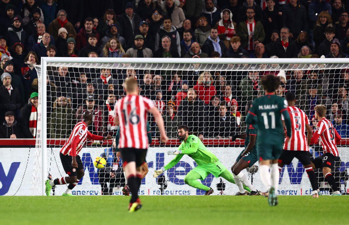 Liverpool e tot mai departe de Champions League! S-a prăbușit pe terenul lui Brentford » Nu se mai întâmplase de aproape un secol!