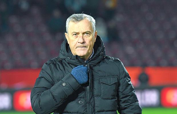 Adio UTA?! Mircea Rednic a fost propus la un club important din Vest