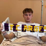 Andrei Bucur, pe patul de spital, după prima operație / Sursă foto: Instagram@ FC Argeș