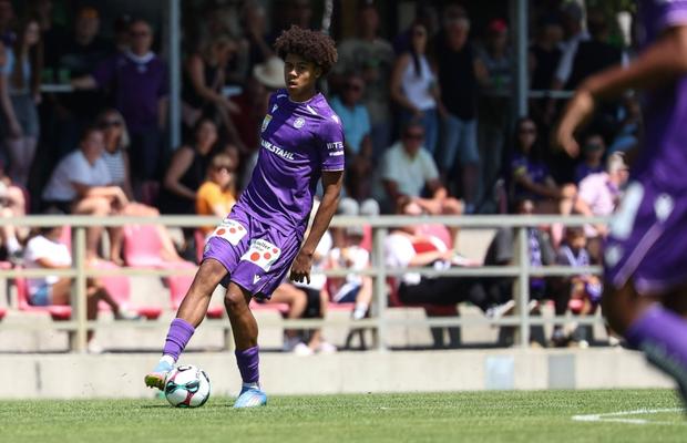 Un nou transfer pe Anfield » Liverpool aduce un puști-minune de 17 ani
