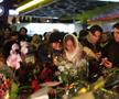 Lacrimi de durere în Crans-Montana după tragedia din noaptea de Revelion din barul Le Constellation / Foto: Imago