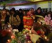 Lacrimi de durere în Crans-Montana după tragedia din noaptea de Revelion din barul Le Constellation / Foto: Imago