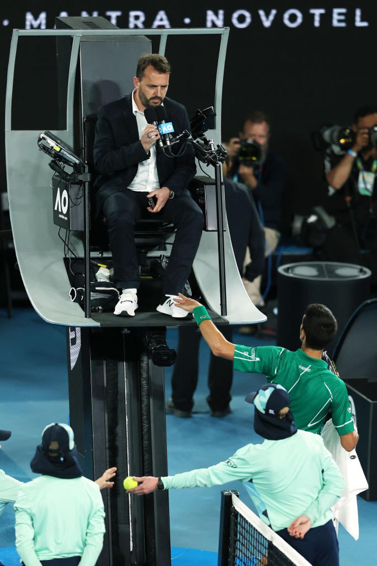 NOVAK DJOKOVIC - DOMINIC THIEM 6-4, 4-6, 2-6, 6-3, 6-4 // VIDEO Nole și Domi, discursuri similare: „Spre asta trebuie să ne îndreptăm atenția”