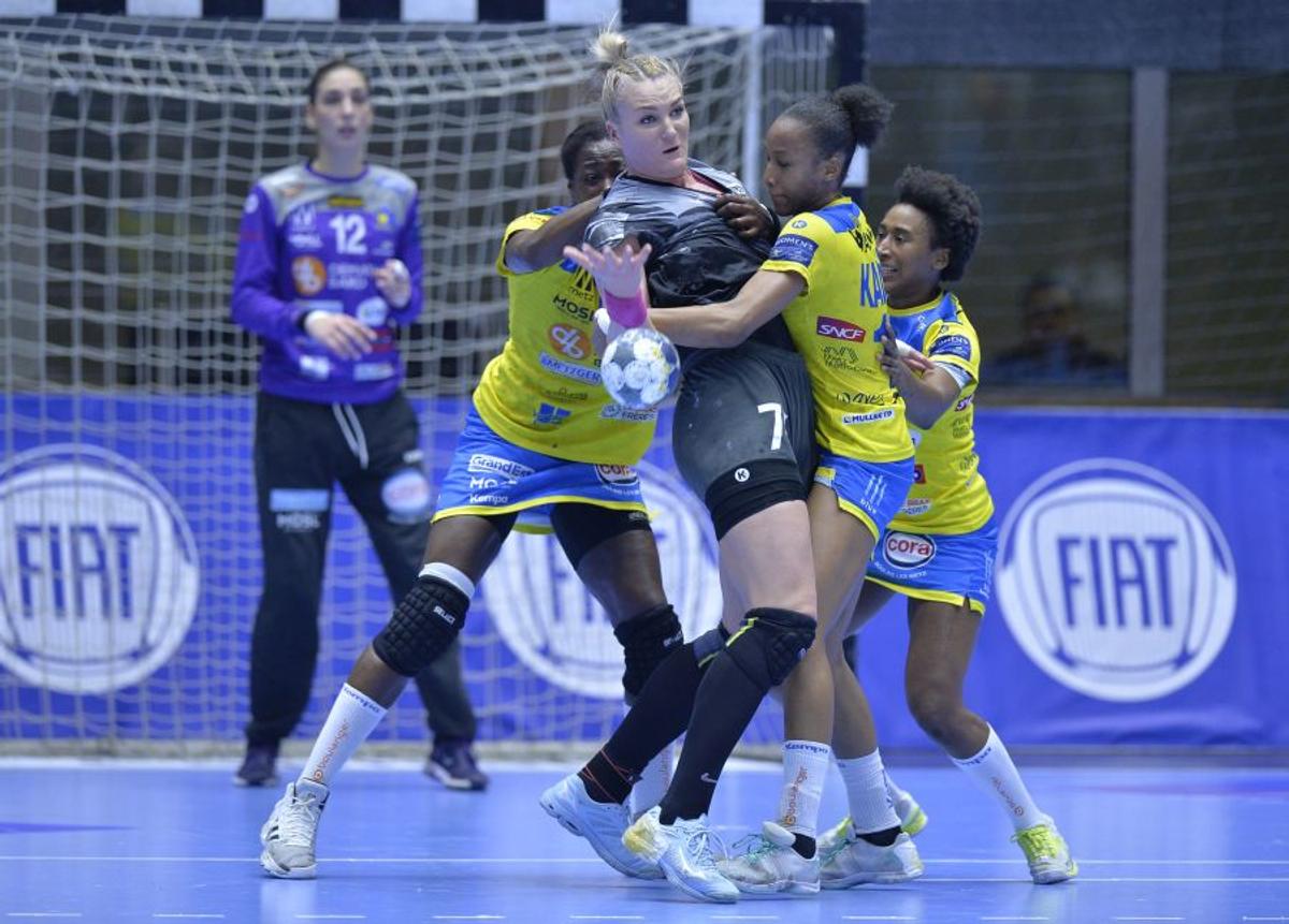 CSM BUCUREȘTI - METZ 32-27 // Cristina Neagu, după meciul în care a fost MVP: „Ne putem bate cu orice echipă din Liga Campionilor”