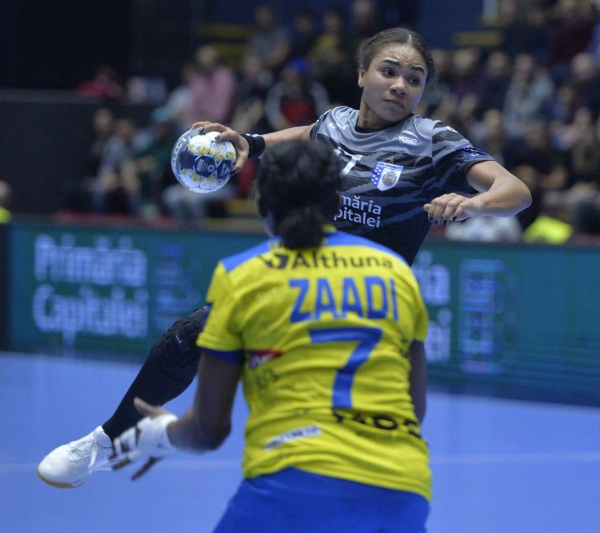 CSM BUCUREȘTI - METZ 32-27 // Cristina Neagu, după meciul în care a fost MVP: „Ne putem bate cu orice echipă din Liga Campionilor”