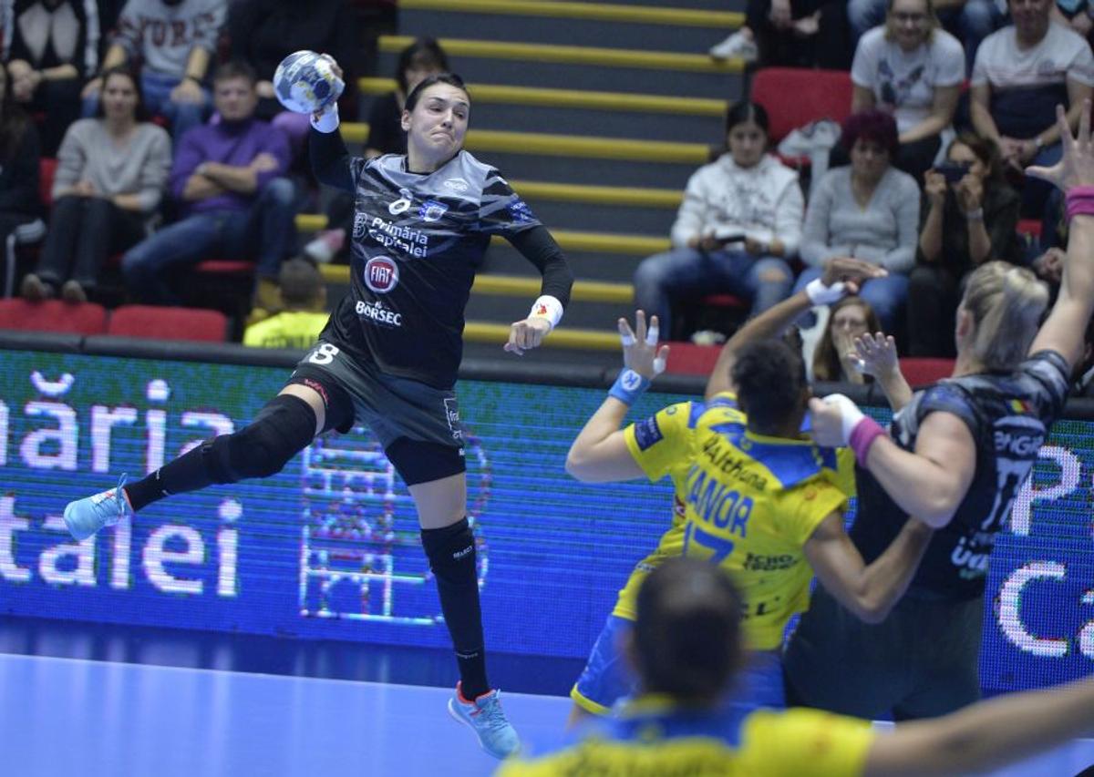 CSM BUCUREȘTI - METZ 32-27 // Cristina Neagu, după meciul în care a fost MVP: „Ne putem bate cu orice echipă din Liga Campionilor”