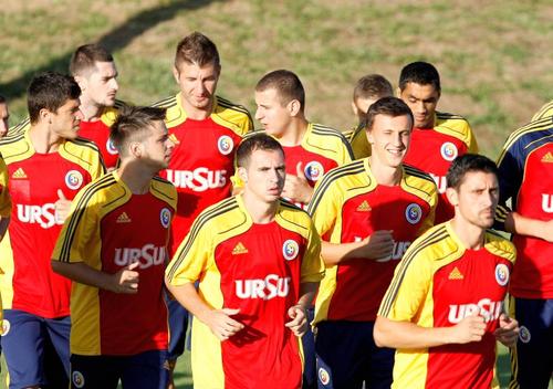Ianis Zicu (37 de ani), antrenorul celor de la Farul, fost atacant al lui Dinamo și Rapid, a participat la emisiunea „Prietenii lui Ovidiu”.
