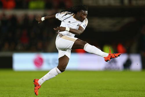Gomis, în tricoul lui Swansea / FOTO: GettyImages