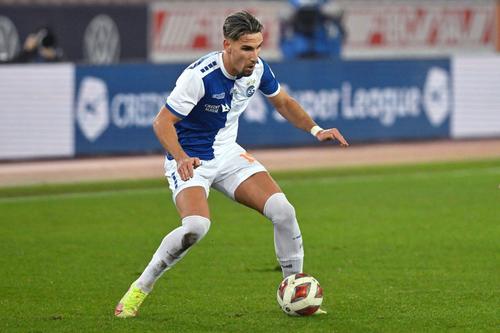 Theo Corbeanu, în tricoul lui Grasshoppers // Foto: Imago