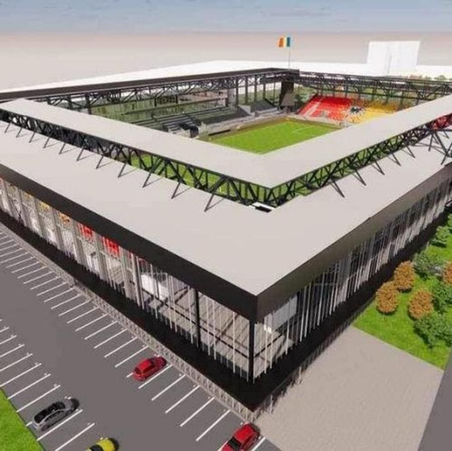 Stadion nou la Timișoara Dan Alexa a numit favorita la titlu, apoi a încercat un exercițiu de imaginație: „Dacă Louis Munteanu era la Rapid și poza în tricoul Stelei...”