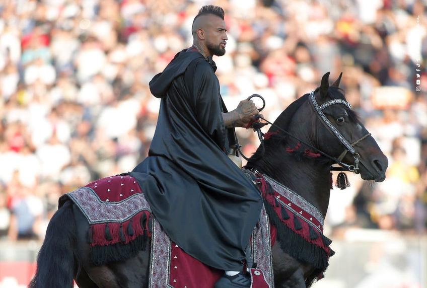 Arturo Vidal, prezentat la Colo Colo, foto: twitter