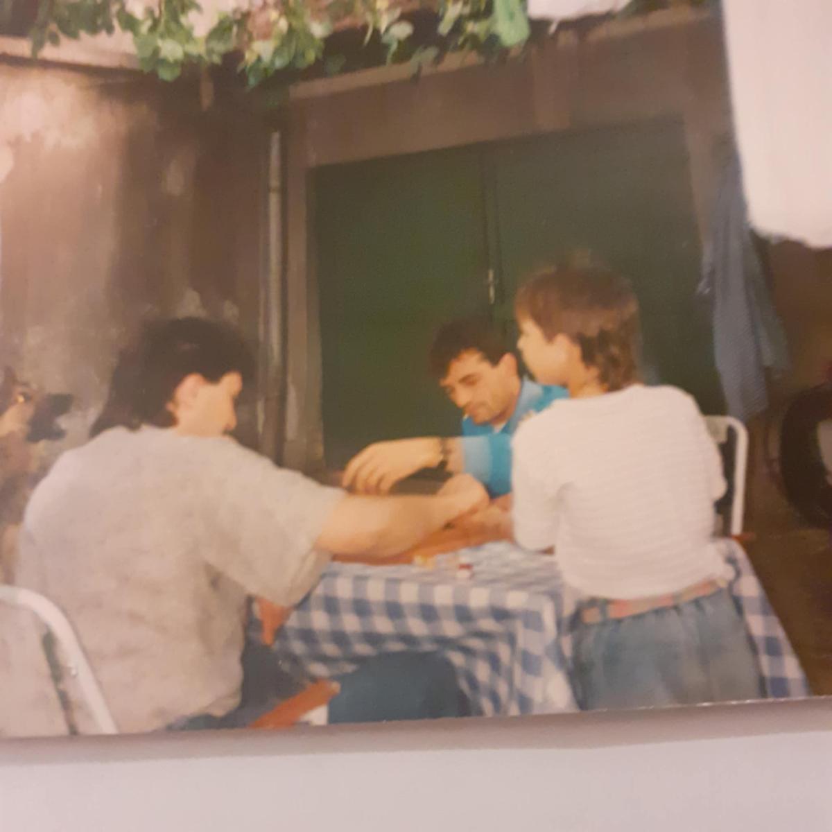 Interviu tulburător cu fratele lui Michael Klein, la 32 de ani de la decesul fostului „tricolor”: „Soția și fiica sunt ahtiate după bani. Își bat joc de numele bietului Mișa”