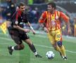 Hagi (Galatasaray), în duel cu Shevchenko (AC Milan)