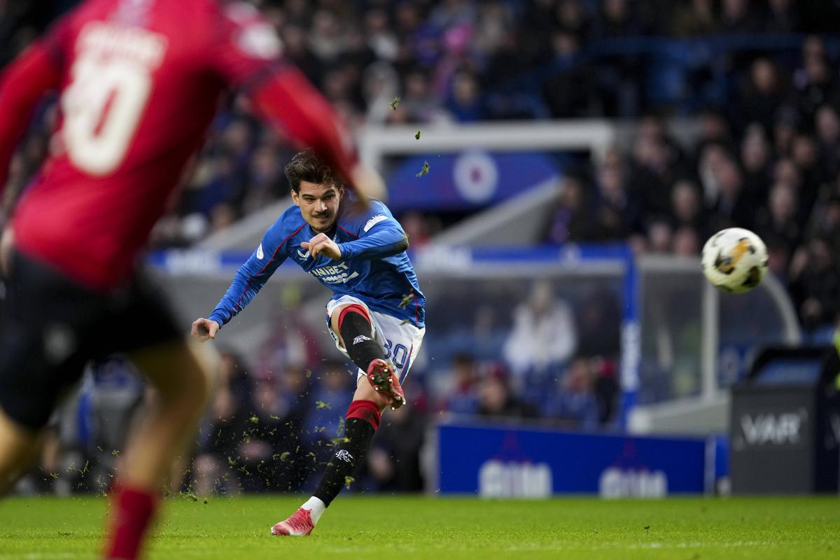 Ianis Hagi, pe picior de plecare de la Rangers: „Lovitură semnificativă” » Dan Șucu este pe urmele românului
