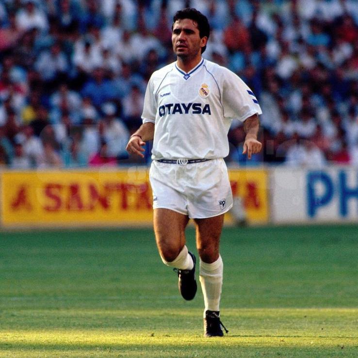 Hagi, în tricoul lui Real Madrid