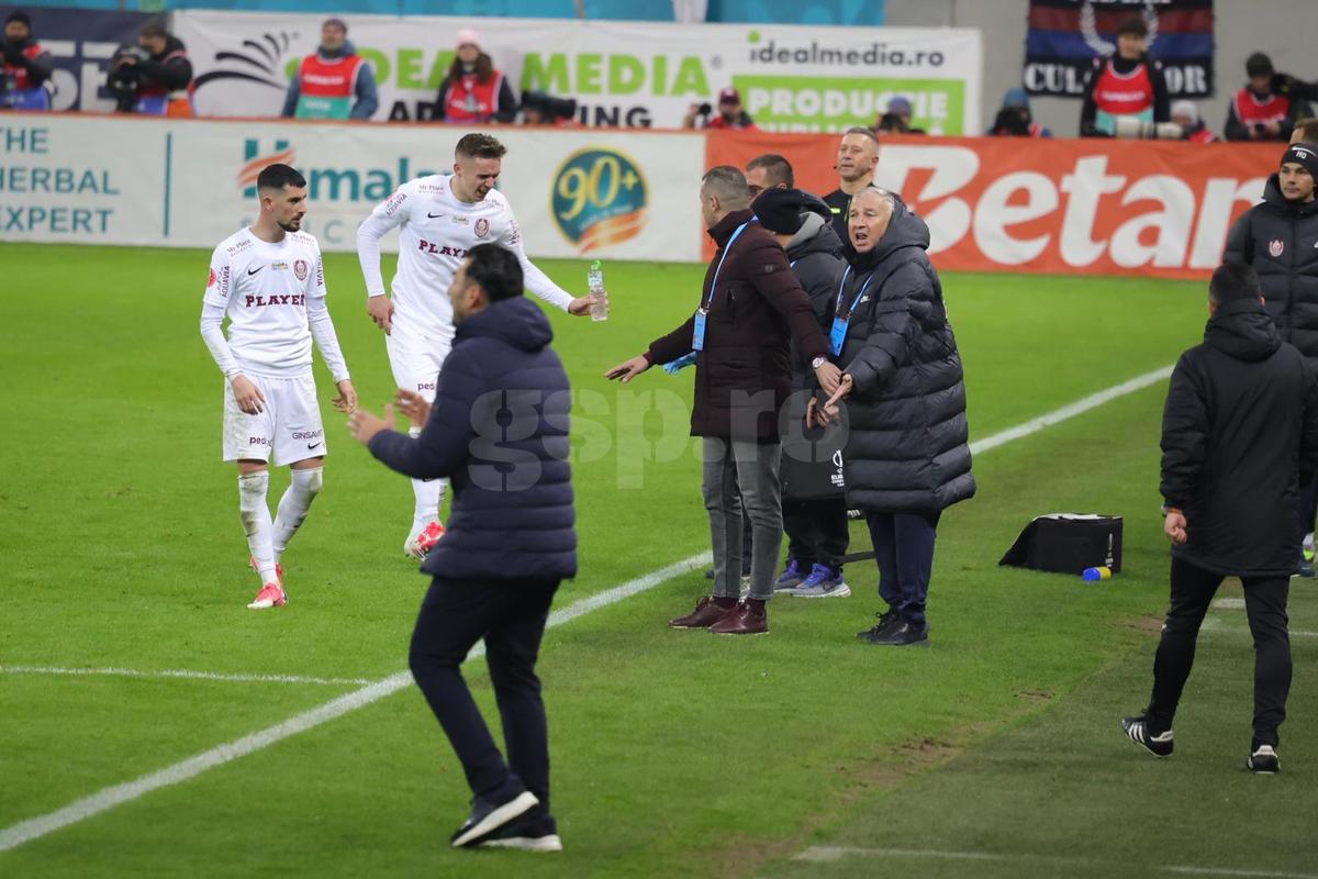 Dan Petrescu, nervos în FCSB - CFR Cluj