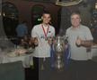 Ianis și Gică Hagi, la sărbătoarea titlului din 2017, cucerit de Viiitorul, actuala Farul