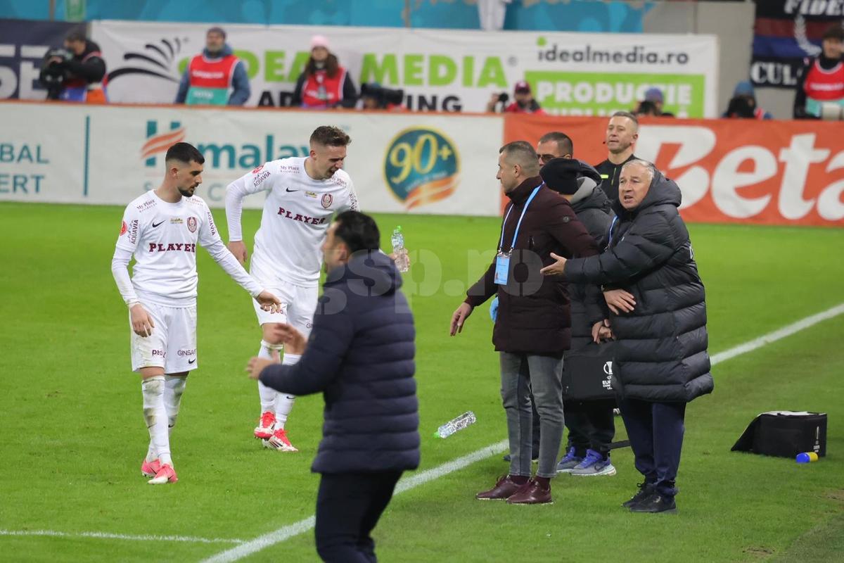 Dan Petrescu, nervos în FCSB - CFR Cluj