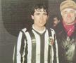 Gică Hagi, în tricoul Sportului Stdudențesc, și primul său antrenor de la Farul, Iosif Bukossi