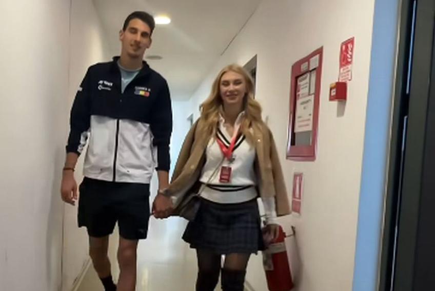 Victor Cornea a fost consolat de partenera Andreea Bălan, după „retrogradarea” României în în Grupa Mondială II la Cupa Davis, în urma eșecului cu Bulgaria, scor 1-3.