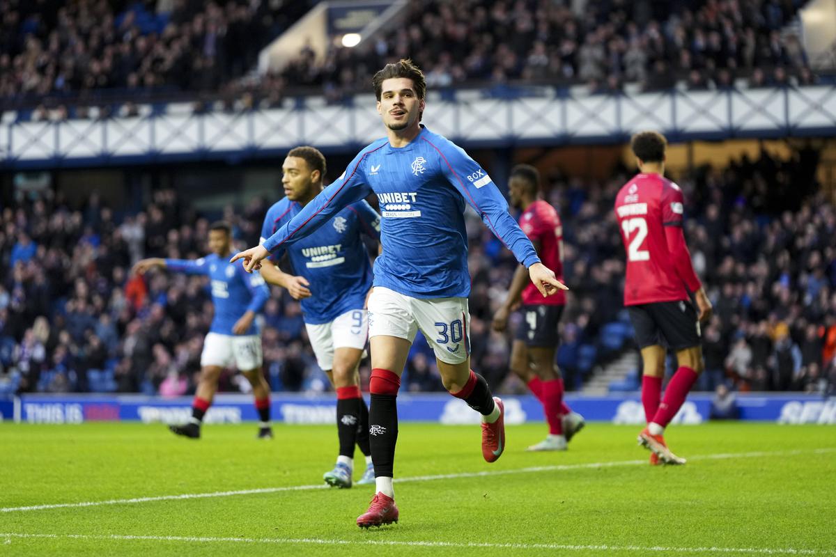 Ianis Hagi, pe picior de plecare de la Rangers: „Lovitură semnificativă” » Dan Șucu este pe urmele românului