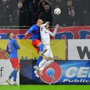 Vali Crețu, Chiricheș și Louis Munteanu în FCSB - CFR Cluj / Foto: Cristi Preda GSP