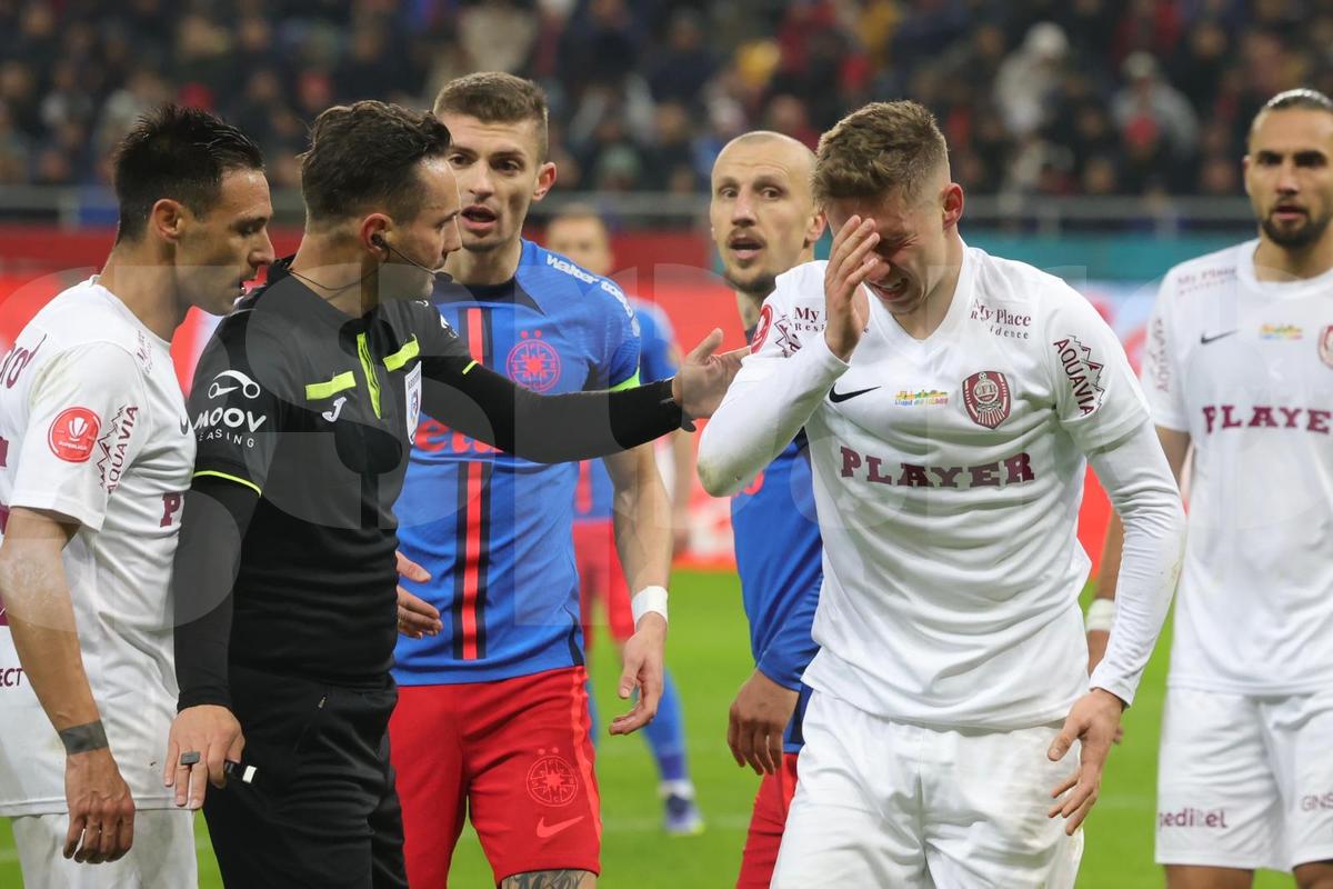 Chiricheș, în duel cu Louis Munteanu în FCSB - CFR Cluj