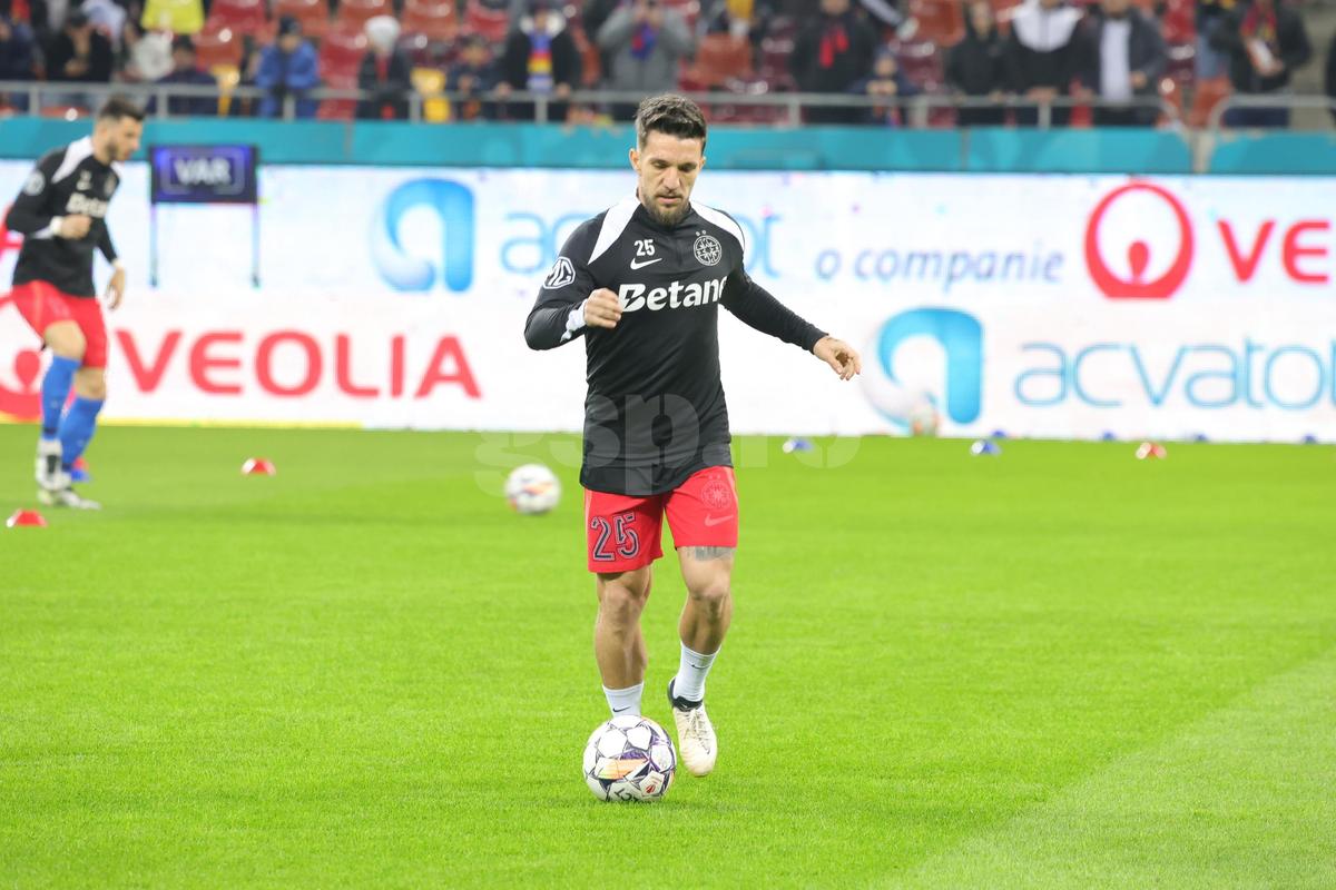Imagini de la încălzire înainte de FCSB - CFR Cluj