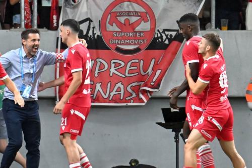 Petru Neagu (stânga) pleacă de la Dinamo, foto: Imago Images