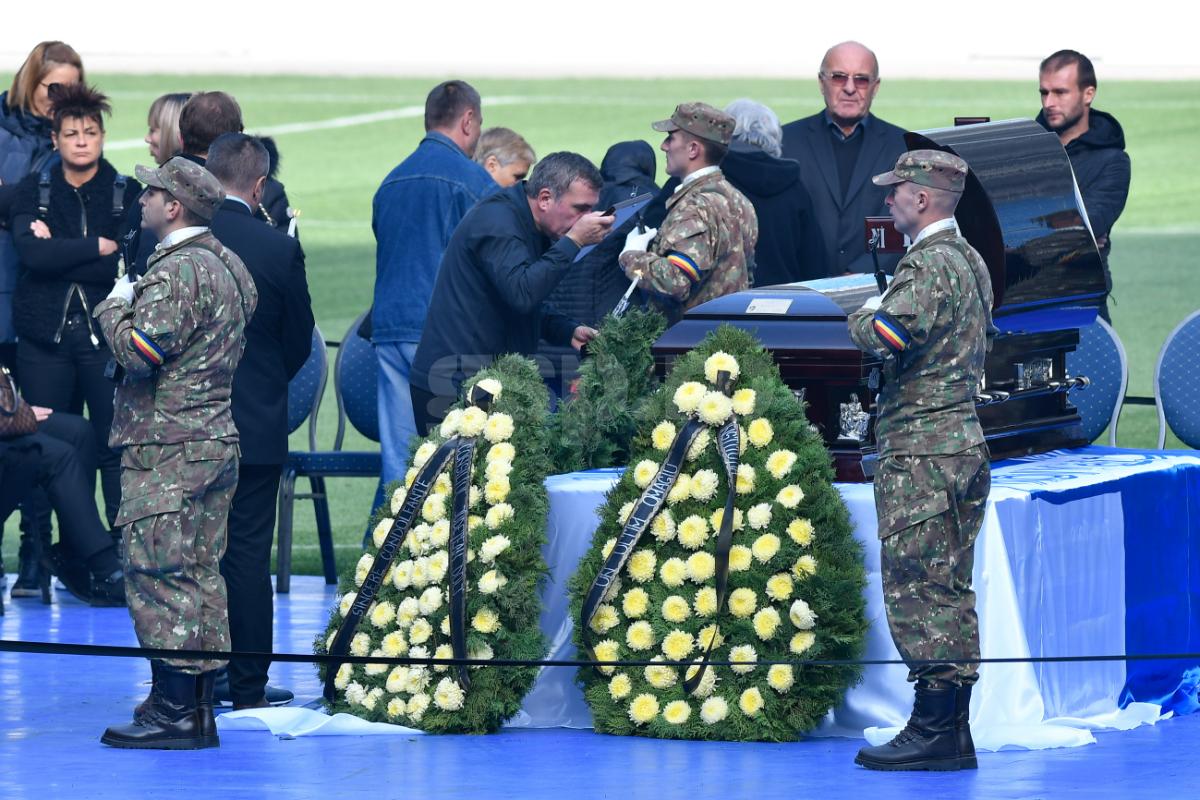Gică Hagi, în 50 de imagini de colecție