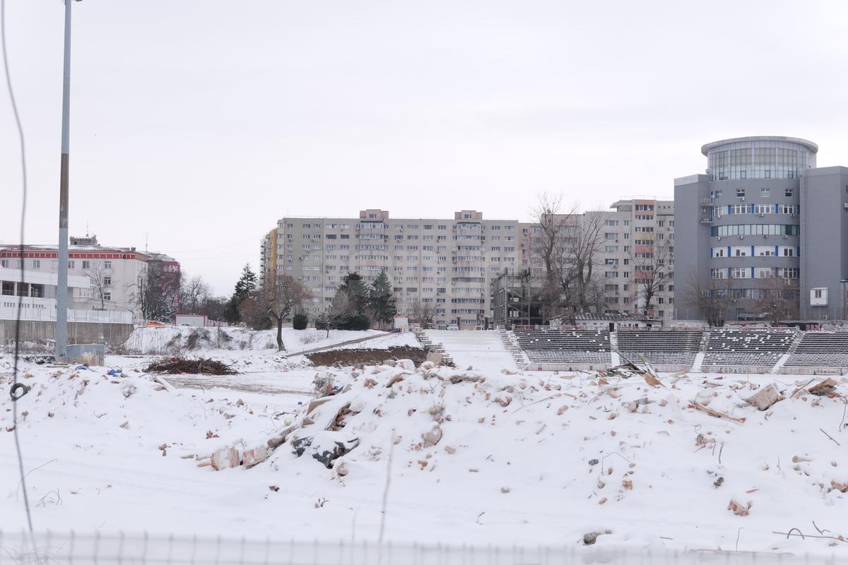 Se lucrează într-un ritm uluitor la Stadionul Dinamo: arena din Ștefan cel Mare este deja 50% demolată » GSP a intrat pe șantier