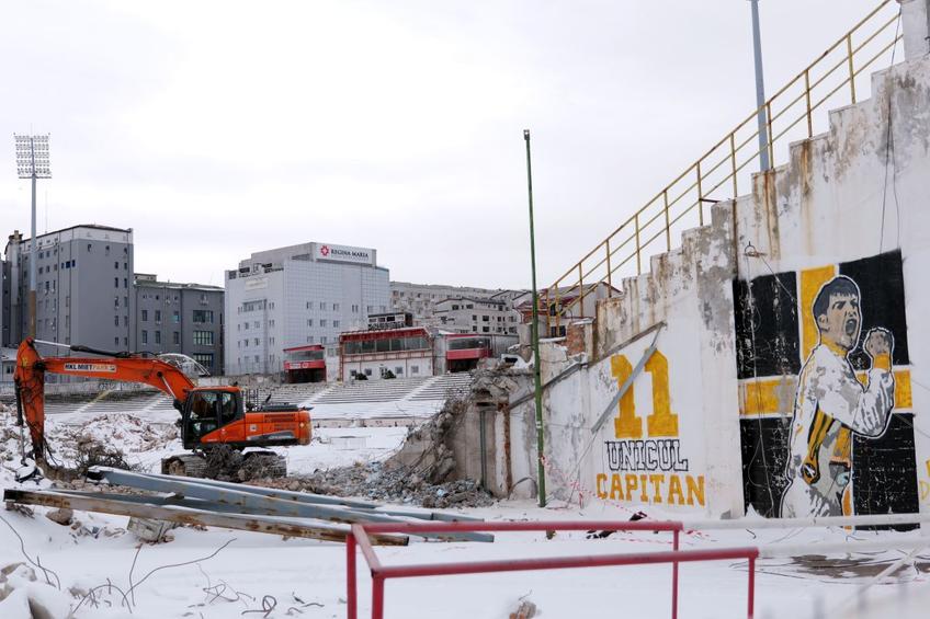 Se lucrează într-un ritm uluitor la Stadionul Dinamo: arena din Ștefan cel Mare este deja 50% demolată » Ce detaliu împiedică stabilirea unei date exacte pentru finalizarea lucrărilor // foto: Andrei Furnigă (GSP)