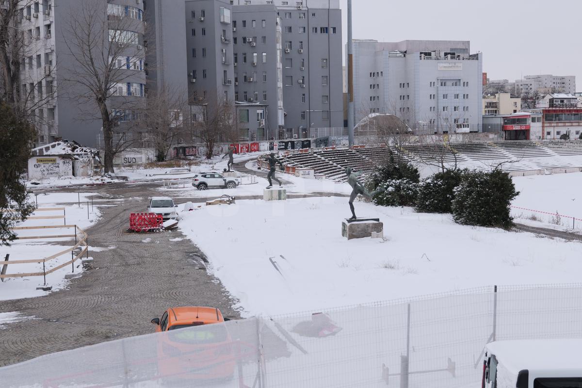 Se lucrează într-un ritm uluitor la Stadionul Dinamo: arena din Ștefan cel Mare este deja 50% demolată » GSP a intrat pe șantier