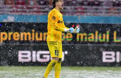 Mihai Stoica, atac la adresa selecționerului de la juniori: „L-a batjocorit! Are o problemă cu FCSB”