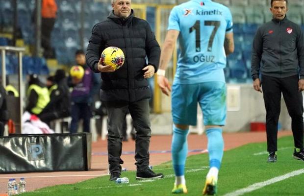 FOTO Șumudică a pierdut pe terenul formației lui Erdogan » Maxim, pasă de gol pentru Gaziantep