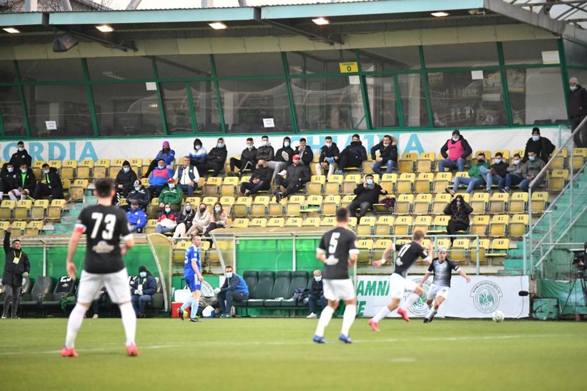 Ovidiu Stîngă a cedat nervos după egalul de la Chiajna: „Eu am venit în România să joc fotbal!” » Ce a declarat Claudiu Niculescu