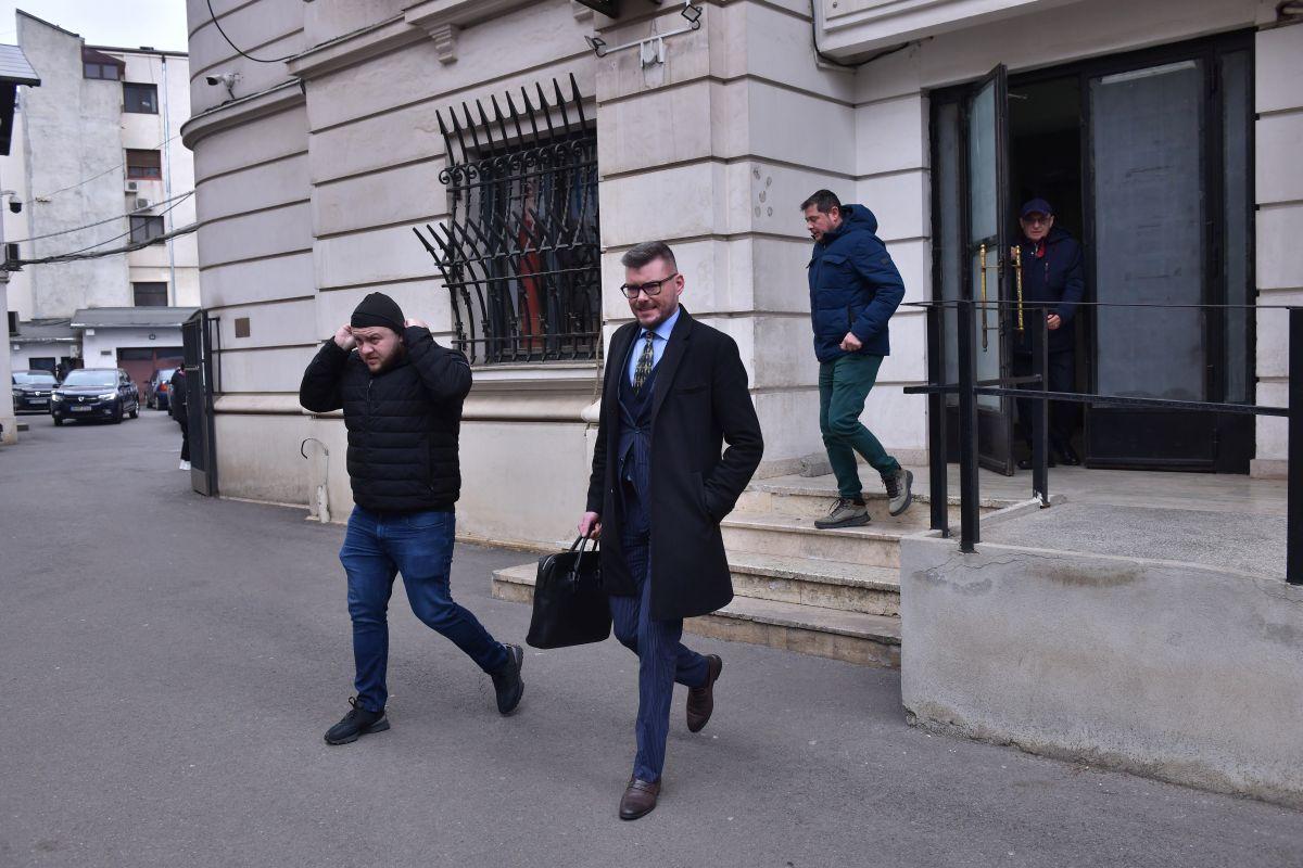 Astăzi s-a judecat al doilea termen al recursului privind palmaresul Stelei » GSP oferă toate detaliile: Un fan a strigat: „Noi cu cine să ținem, cu pușcăriașii?”