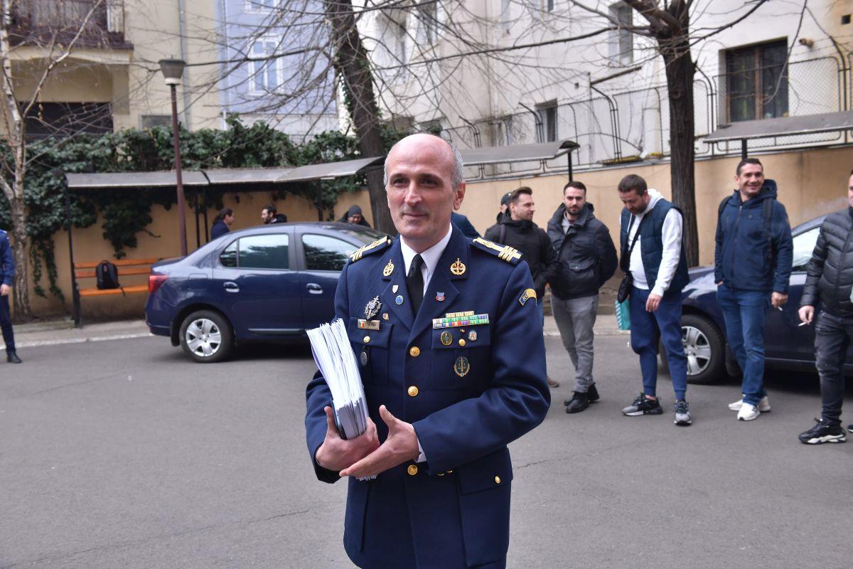Astăzi s-a judecat al doilea termen al recursului privind palmaresul Stelei » GSP oferă toate detaliile: Un fan a strigat: „Noi cu cine să ținem, cu pușcăriașii?”