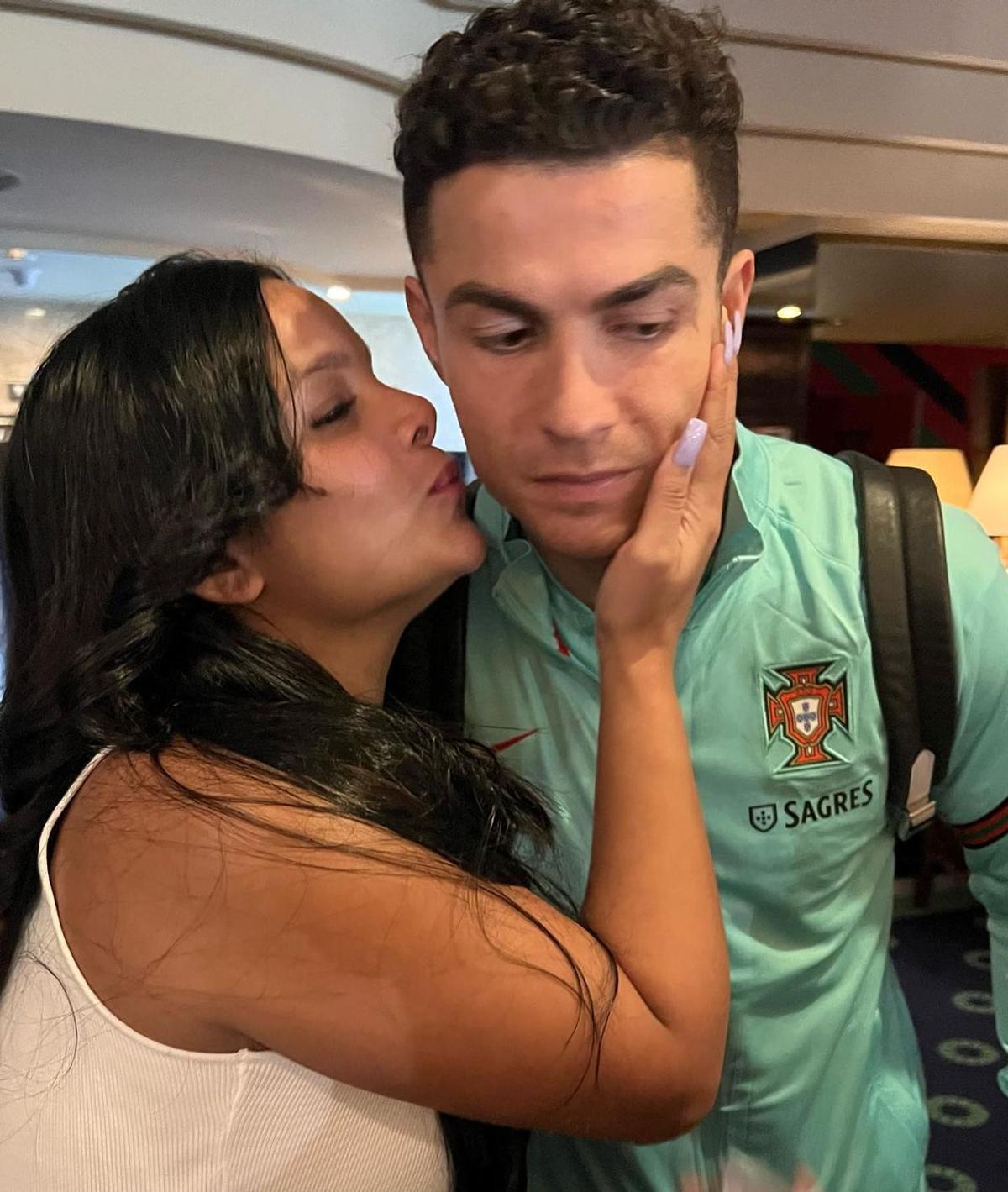 Cristiano Ronaldo a luat foc după ce o vloggeriță din Venezuela a dezvăluit că a făcut sex cu el în cantonamentul Portugaliei