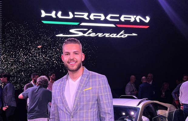 Caius Covrig, singurul antreprenor român invitat de CEO Lamborghini, Stephan Winkelmann, la grandiosul eveniment de lansare al modelului Huracan Sterrato