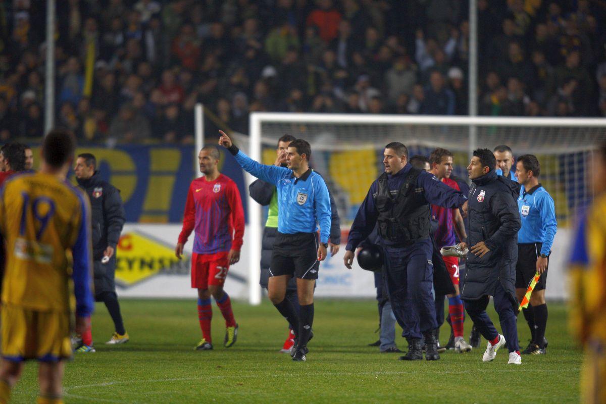 Rivalitatea FCSB - Petrolul: cel mai violent derby și 5 scenografii de senzație