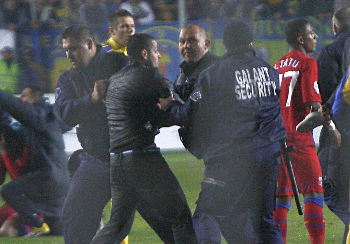 Păzea, vin „lupii”! Vor să reducă la tăcere Capitala »  Ce pregătesc suporterii Petrolului la București, înaintea derby-ului cu FCSB