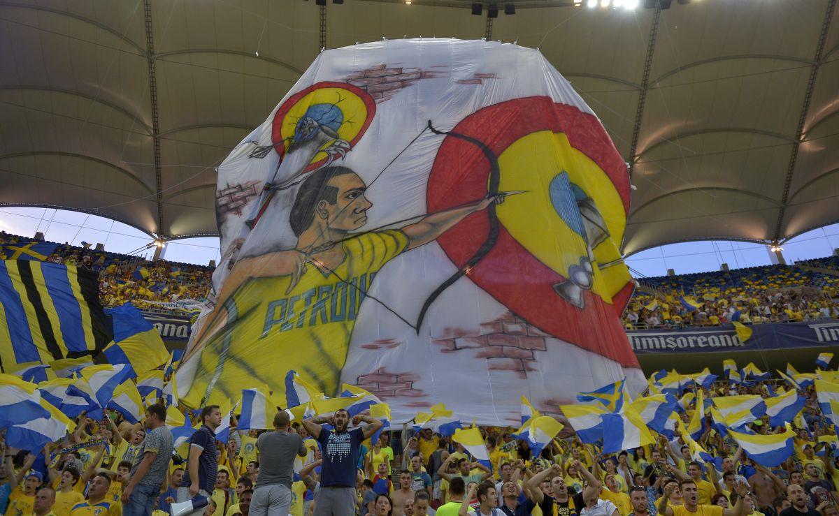Păzea, vin „lupii”! Vor să reducă la tăcere Capitala »  Ce pregătesc suporterii Petrolului la București, înaintea derby-ului cu FCSB