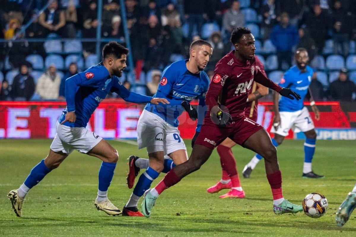 Ronaldo Deaconu, dezamăgit după egalul cu CFR: „Puteam să decidem soarta calificării în play-off din seara asta”